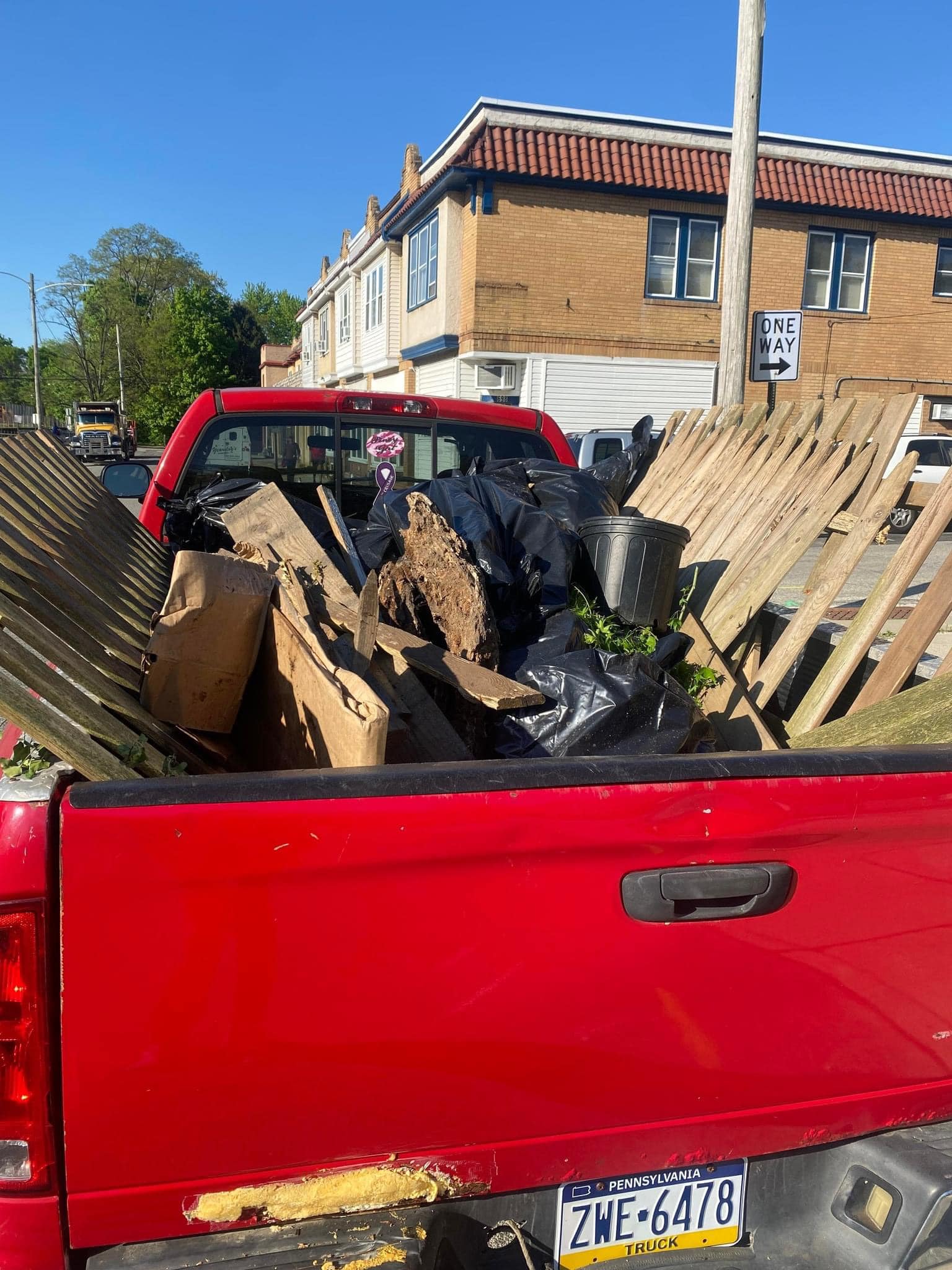 MCM Hauling of Philadelphia, PA