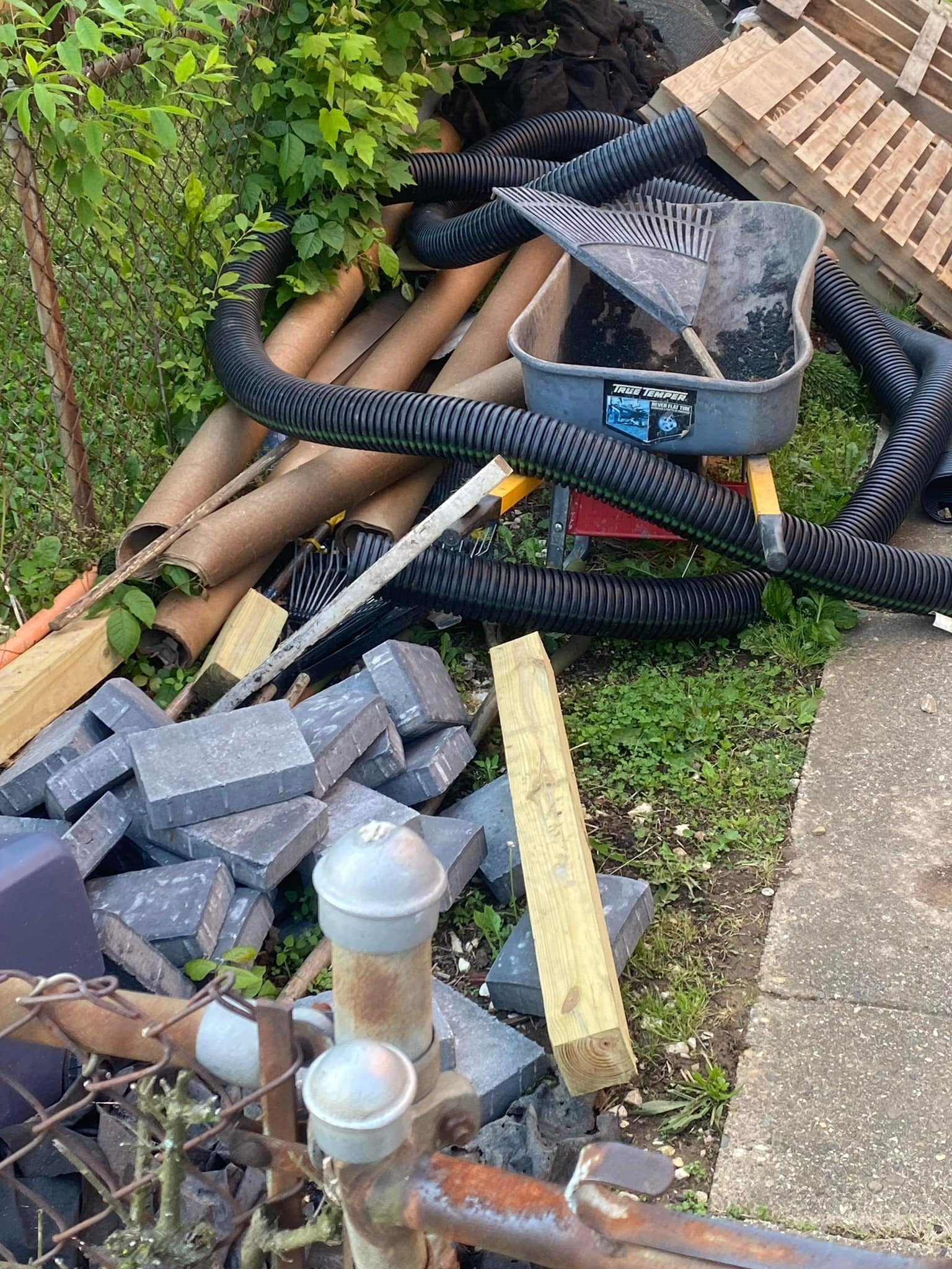 MCM Hauling of Philadelphia, PA