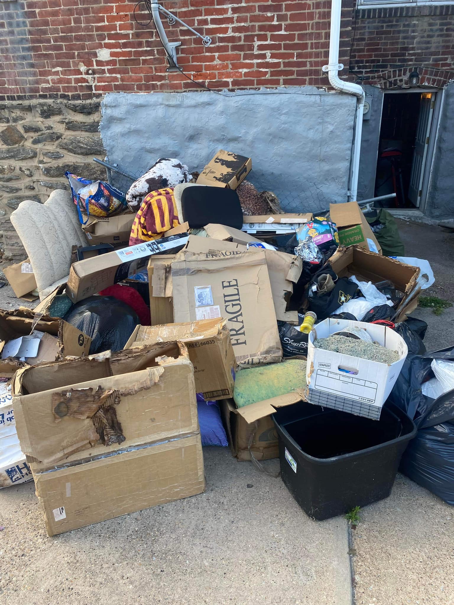 MCM Hauling of Philadelphia, PA