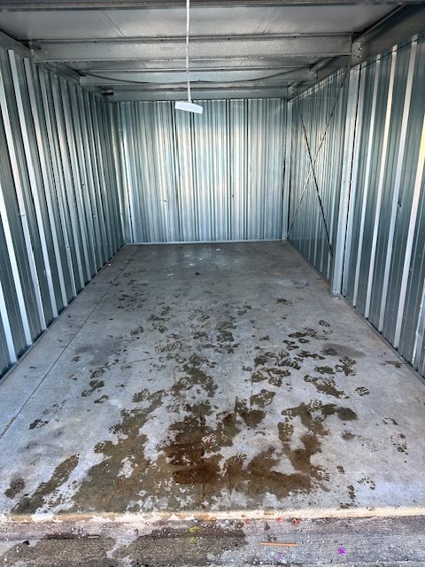 AFTER - Storage clean out completed in 16° weather.