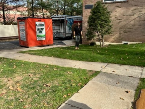 Small Furniture Pick Up - MCM Hauling of Philadelphia, PA